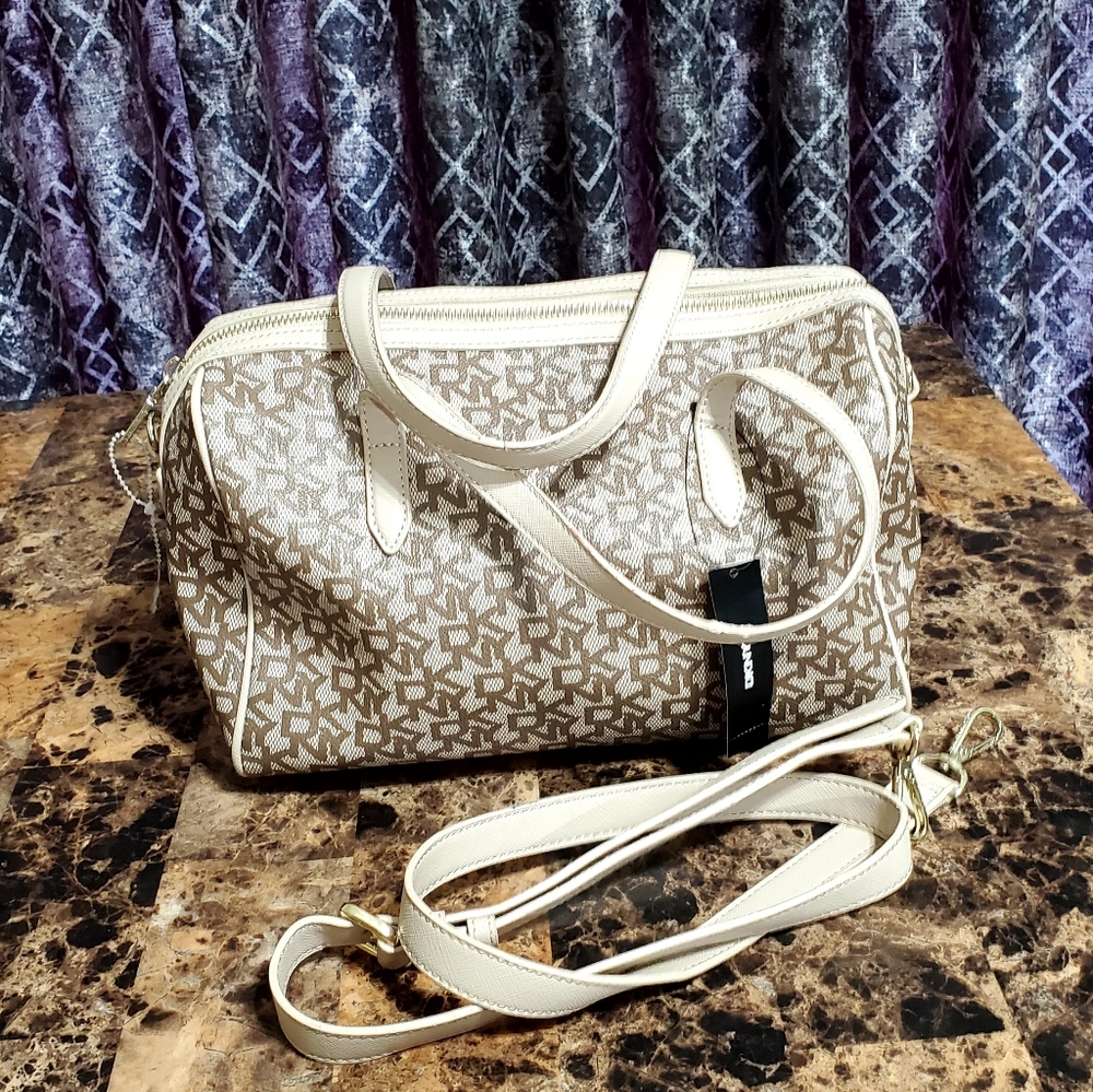 Dkny handbags - Picture 1 of 3